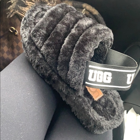 UGG Shoes - Ugg slides size6.5